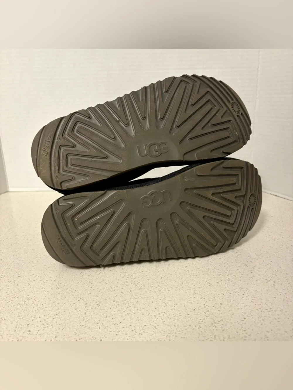 Ugg Neumel II Graphic Kids Boot